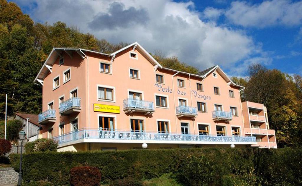 Hotel Restaurant Perle Des Vosges Muhlbach-sur-Munster Bagian luar foto